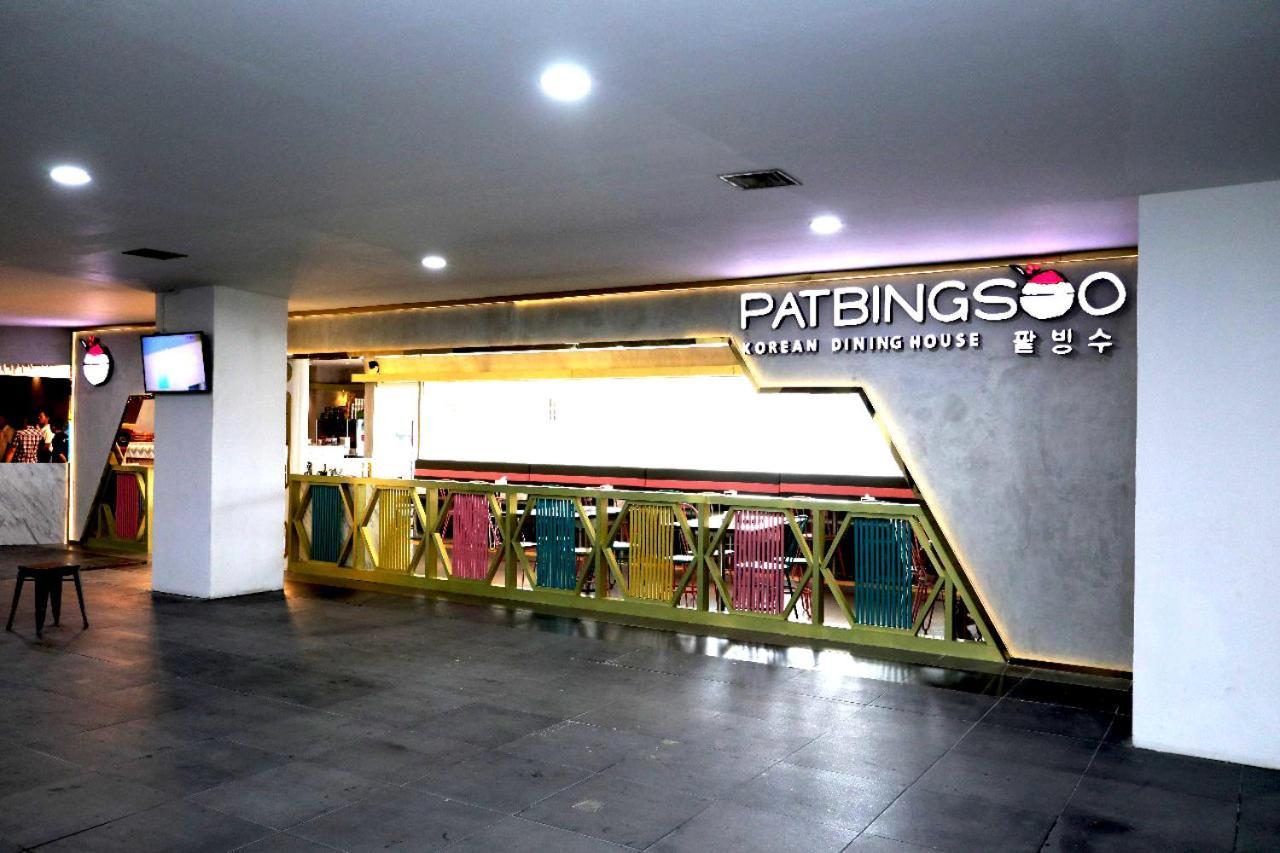 Heavenly Land Family Hotel Palembang Kültér fotó