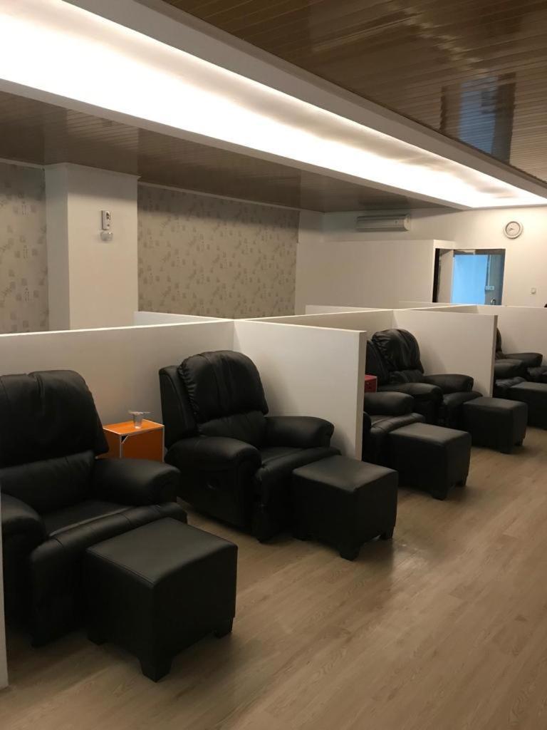 Heavenly Land Family Hotel Palembang Kültér fotó